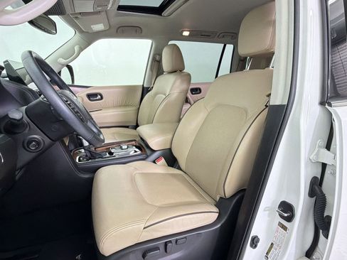 Used 2023 Nissan Armada SL w/ Captain's Chairs Package RWD image 5