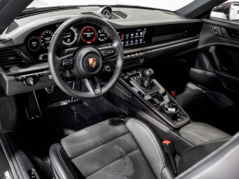 Used 2023 Porsche 911 Carrera GTS image 10
