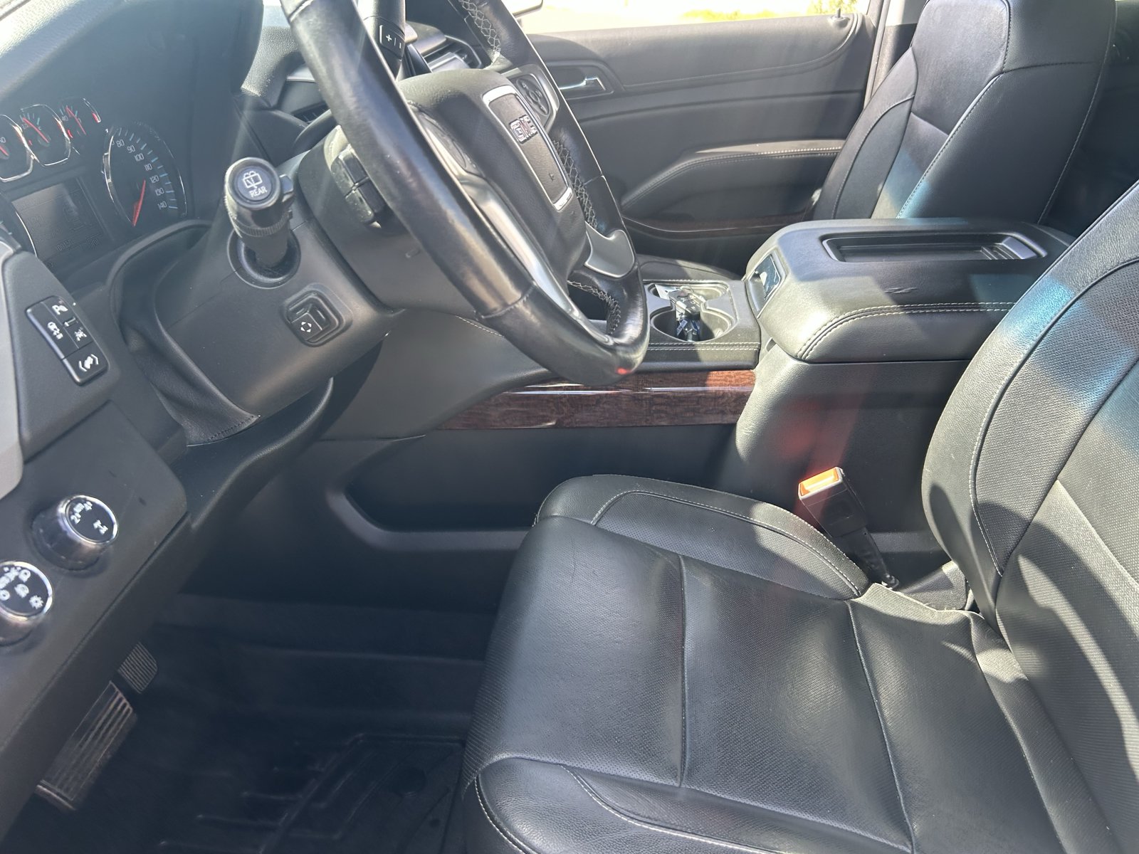 Used 2020 GMC Yukon XL SLT AWD/4WD image 13