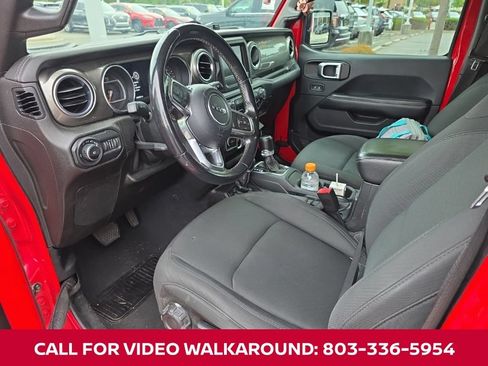 Used 2019 Jeep Wrangler Unlimited Sahara AWD/4WD image 7