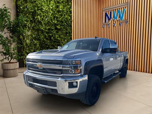 Used 2019 Chevrolet Silverado 3500 LTZ w/ LTZ Plus Package AWD/4WD image 3