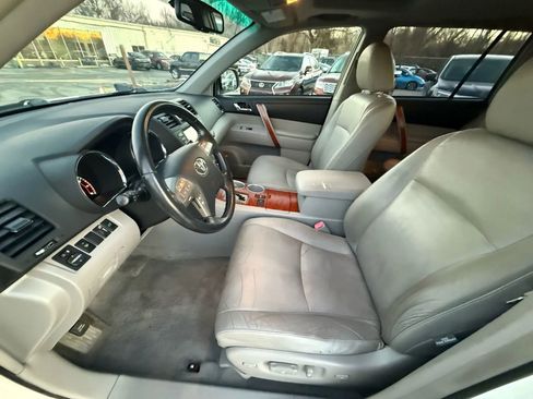 Used 2009 Toyota Highlander Limited image 10