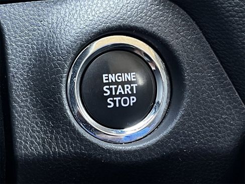 Used 2024 Toyota RAV4 XLE image 19