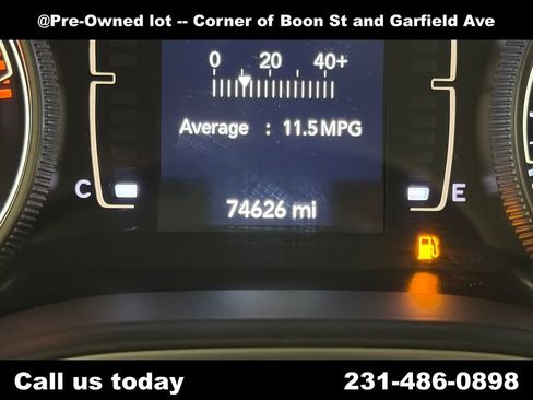 Used 2019 Jeep Cherokee Latitude Plus w/ Cold Weather Group AWD/4WD image 24