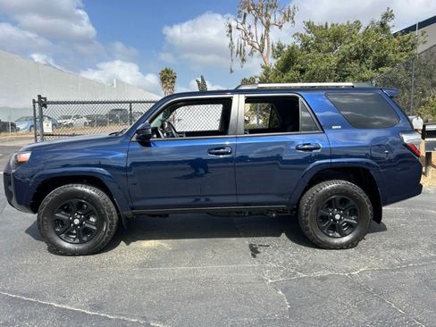 Used 2022 Toyota 4Runner SR5 w/ Wilderness Package (TMS) AWD/4WD image 5