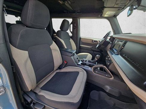 Certified 2022 Ford Bronco Big Bend w/ Sasquatch Package AWD/4WD image 18