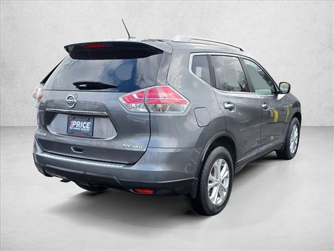 Used 2016 Nissan Rogue SV image 5