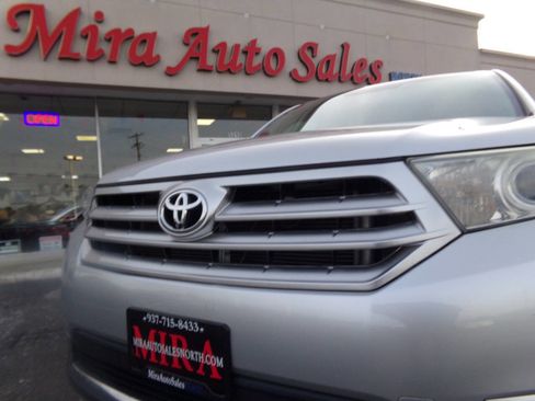 Used 2013 Toyota Highlander Limited image 63