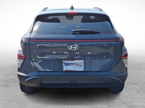 Used 2024 Hyundai Kona SEL image 4