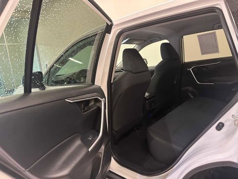 Certified 2023 Toyota RAV4 LE image 23