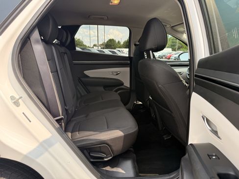 Used 2024 Hyundai Tucson SEL FWD image 19