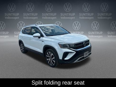 Used 2023 Volkswagen Taos SE AWD/4WD image 9