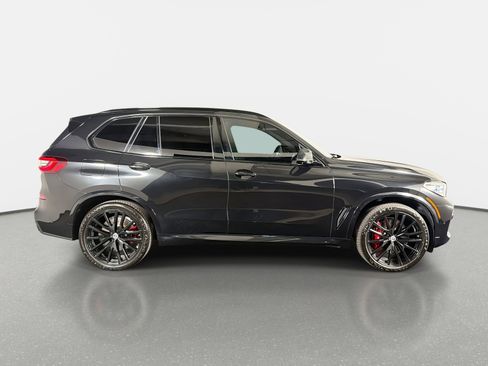 Used 2023 BMW X5 M50i w/ Executive Package image 2
