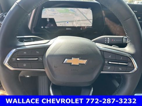 Certified 2025 Chevrolet Equinox LT image 17