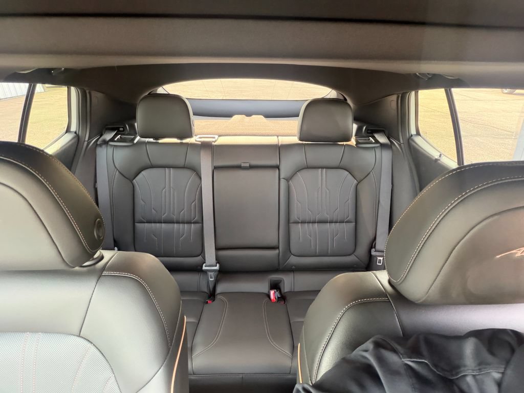 Used 2025 Buick Envista Avenir FWD image 21