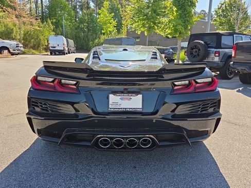Used 2023 Chevrolet Corvette Z06 RWD image 5