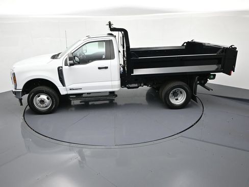 Used 2024 Ford F350 XL w/ Snow Plow Prep Package AWD/4WD image 21
