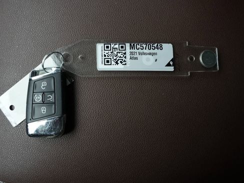 Used 2021 Volkswagen Atlas SEL R-Line FWD image 15