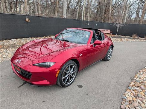 Used 2021 MAZDA MX-5 Miata RF Grand Touring image 10