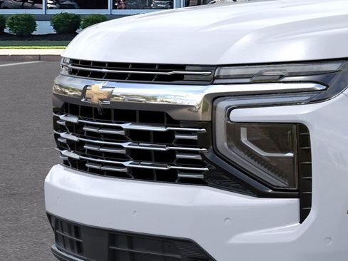 New 2026 Chevrolet Suburban Premier image 13