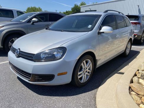 Used 2011 Volkswagen Jetta TDI FWD image 3