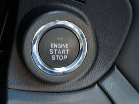 Certified 2025 Subaru Outback Premium image 28