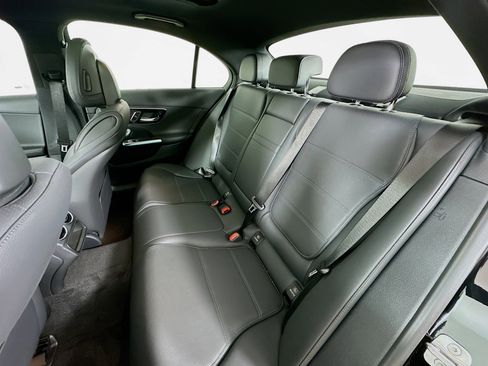Used 2026 Mercedes-Benz C 300 4MATIC Sedan image 43