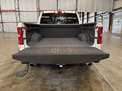 Used 2025 RAM 1500 Big Horn AWD/4WD image 12
