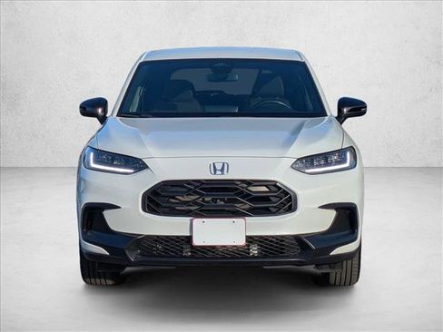 Used 2023 Honda HR-V Sport image 2