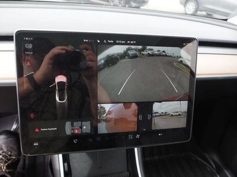 Used 2020 Tesla Model Y Performance AWD/4WD image 24