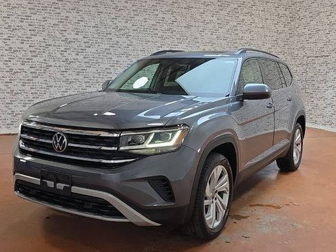 Used 2022 Volkswagen Atlas SE w/ Panoramic Sunroof Package image 5