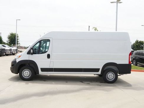 New 2026 RAM ProMaster 2500 w/ Safety Group FWD image 6