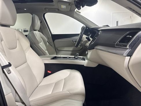 Used 2023 Volvo XC90 B5 Core w/ Climate Package AWD/4WD image 29