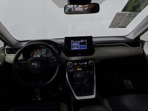 Used 2019 Toyota RAV4 XLE image 30
