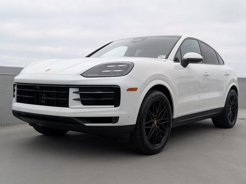 Certified 2026 Porsche Cayenne Coupe AWD/4WD image 1