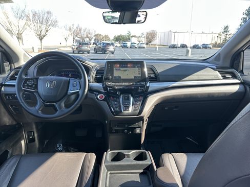 Used 2021 Honda Odyssey Touring image 30