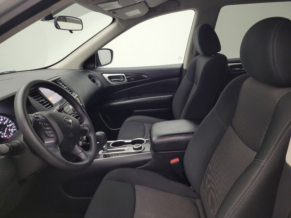 Used 2020 Nissan Pathfinder S AWD/4WD image 17
