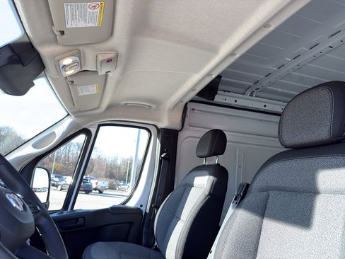 New 2026 RAM ProMaster 2500 w/ Convenience Group image 24