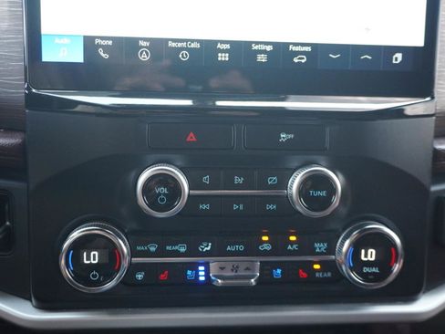 Used 2022 Ford Expedition Max Limited image 27