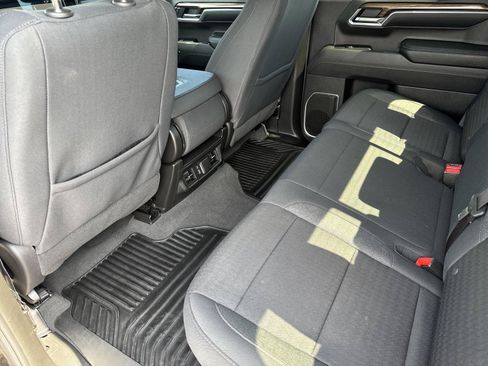 Used 2024 Chevrolet Silverado 1500 LT w/ Z71 Off-Road Package AWD/4WD image 27