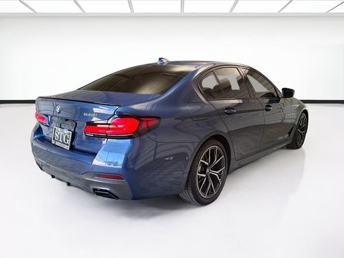 Used 2023 BMW 540i w/ M Sport Package RWD image 4
