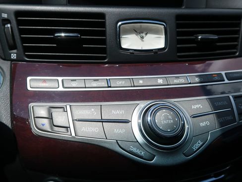 Used 2019 INFINITI Q70 Luxe w/ Sport Package RWD image 36