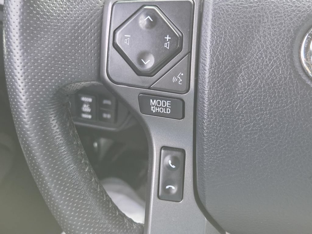 Used 2020 Toyota Tacoma TRD Off-Road AWD/4WD image 16