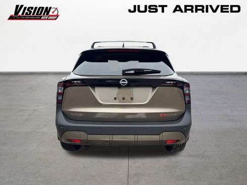 New 2026 Nissan Kicks SR w/ Cold Weather Package image 6