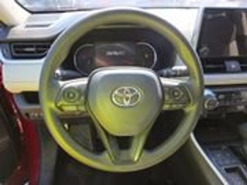 Certified 2025 Toyota RAV4 XLE w/ Convenience Package FWD image 13