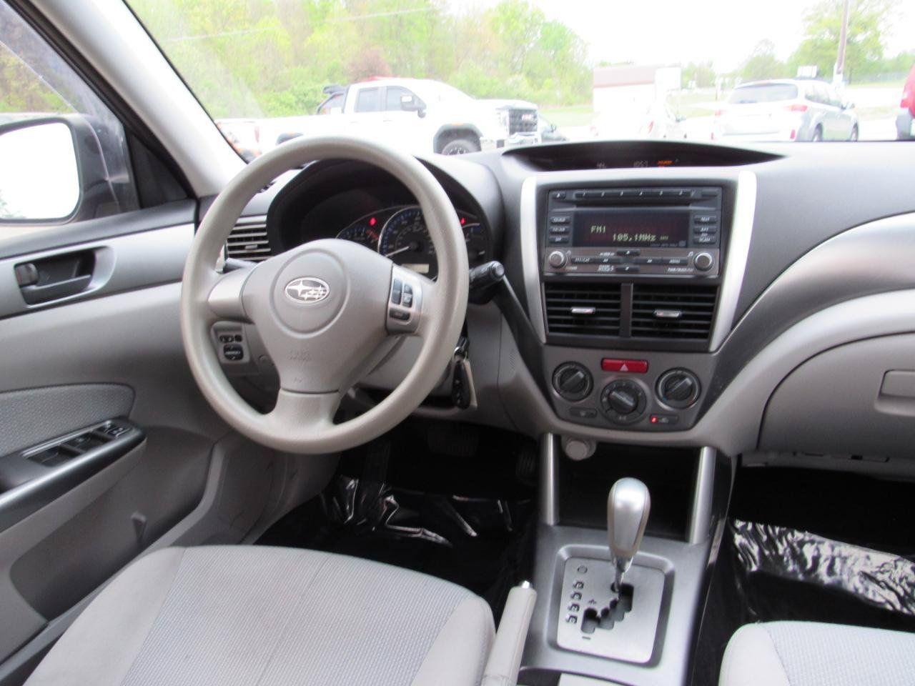 Used 2012 Subaru Forester 2.5X w/ Popular Pkg 3 AWD/4WD image 8