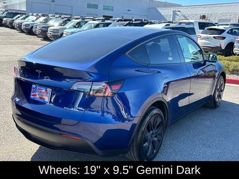 Used 2024 Tesla Model Y Long Range image 5