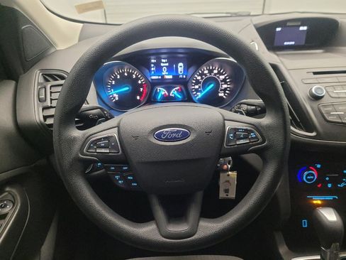 Used 2017 Ford Escape SE w/ SE Cold Weather Package FWD image 22