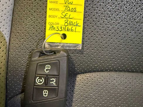 Certified 2023 Volkswagen Taos SEL AWD/4WD image 39