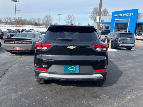 Certified 2025 Chevrolet TrailBlazer LT w/ Driver Confidence Package image 4